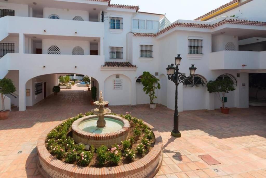 Macas Apartment Parque De La Paloma Pueblo Quinta Benalmadena Con Vistas Al Mar Piscina Y A 3 Minutos De La Playa Benalmádena Exterior foto